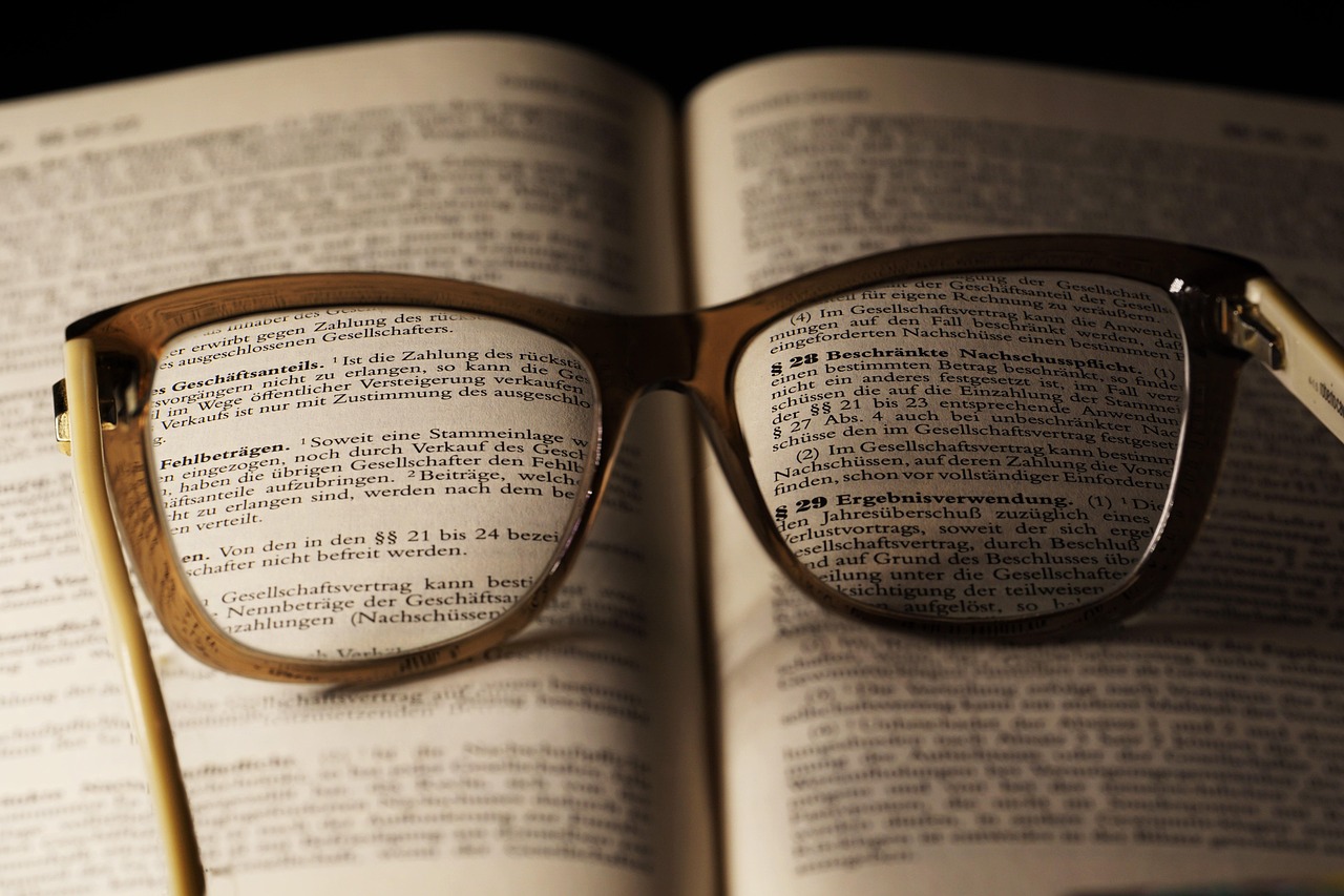 Le point de vue omniscient : pourquoi ça coince souvent